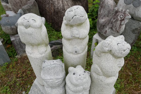 浅賀正治 お墓のリメイク 石彫刻