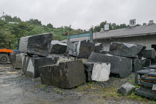 福島県産 浮金石